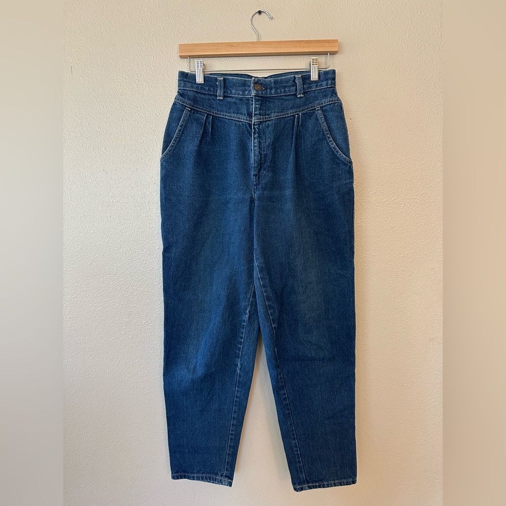 Levi’s Vintage 1985 White Tab High Rise Tapered Leg Pleated Mom Jean Size 13
